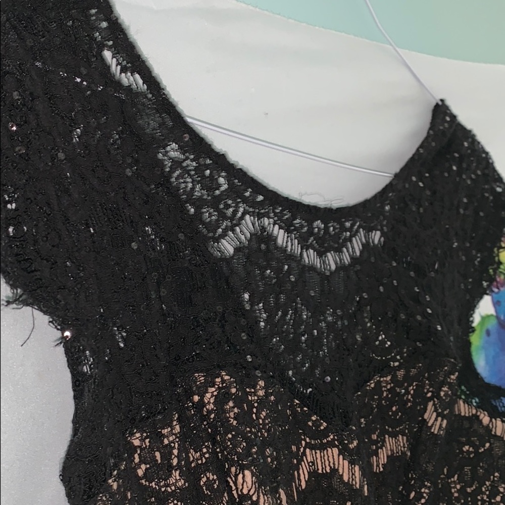 black lace dress - Picture 3 of 4